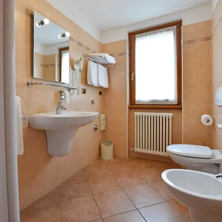 Rezia Aparthotel Campodolcino